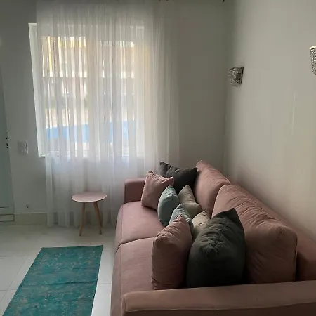 Aurora Apartment